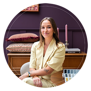 Sharon online business manager
